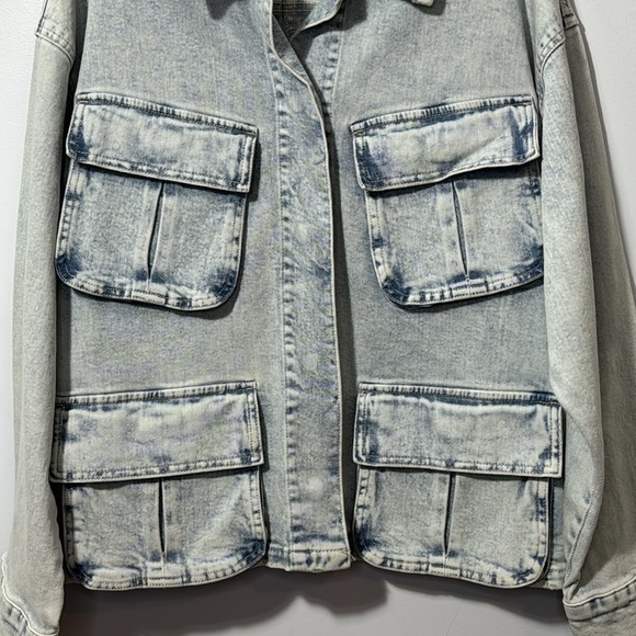 NWT SO Light Blue Denim Jean Jacket in Size‎ M - Picture 5 of 16